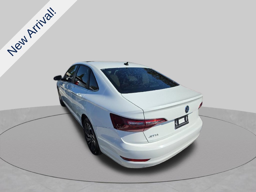 Used 2021 Volkswagen Jetta SEL FWD image 3