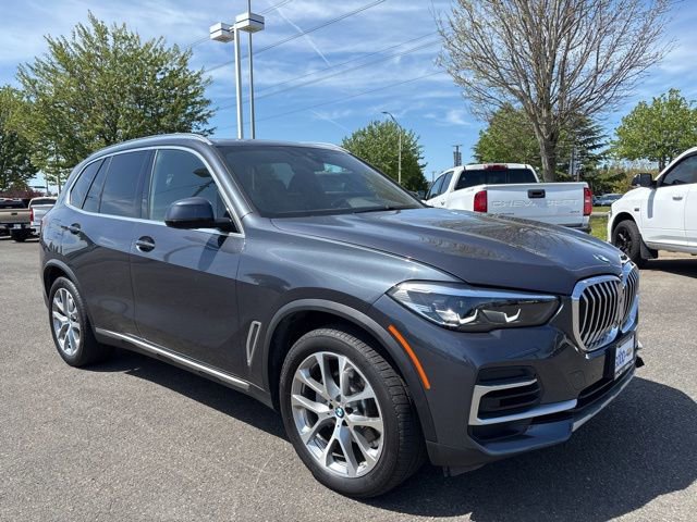 Used 2022 BMW X5 xDrive40i AWD/4WD video 1