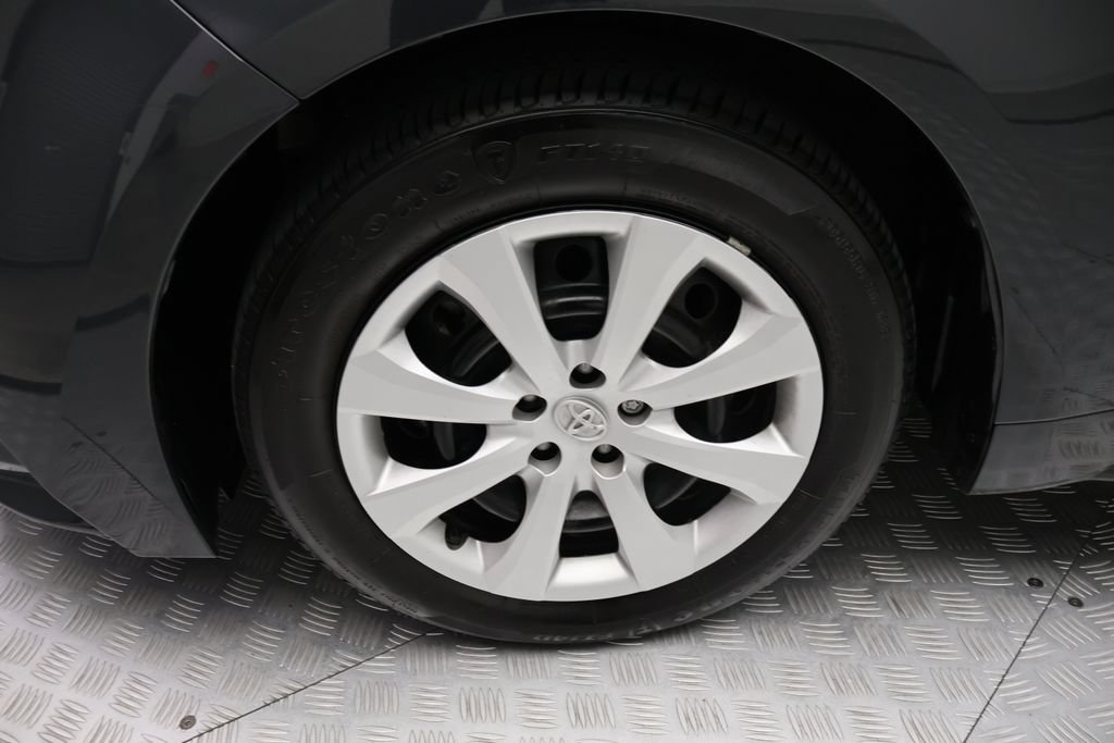 Certified 2024 Toyota Corolla LE FWD image 4