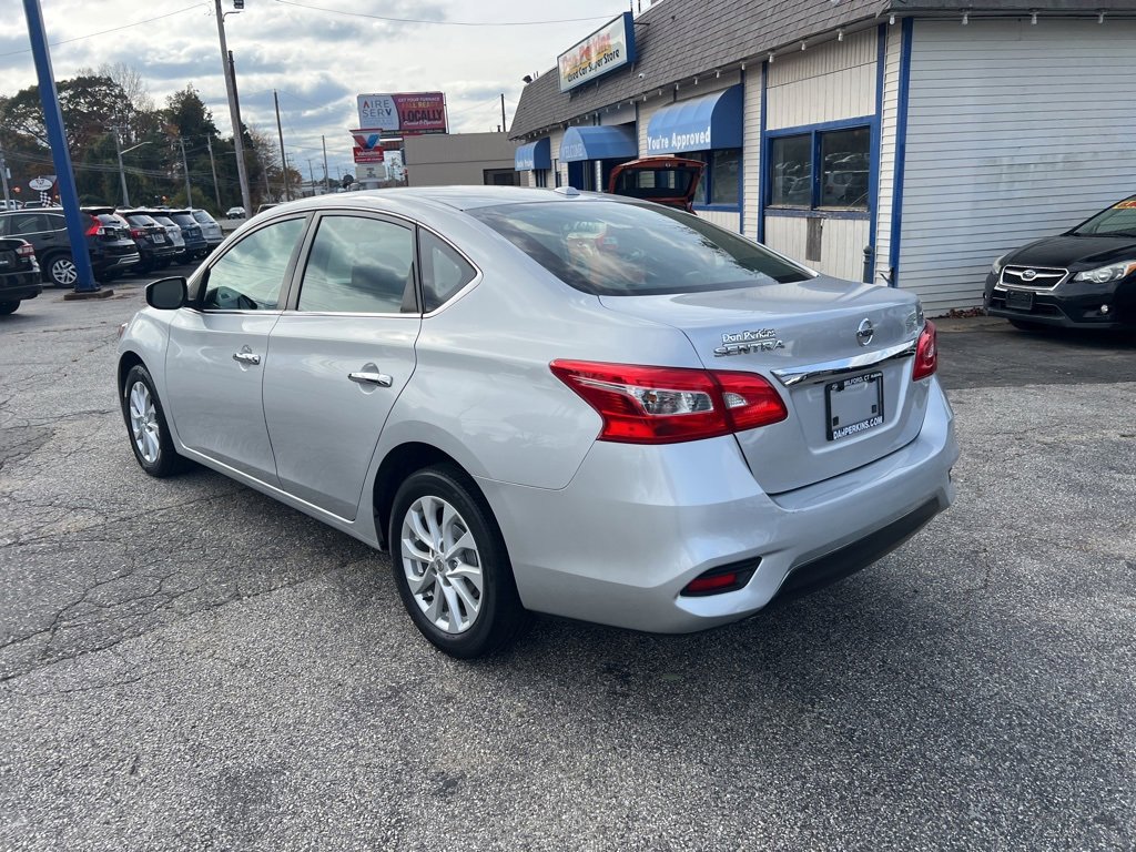 Used 2019 Nissan Sentra SV image 3