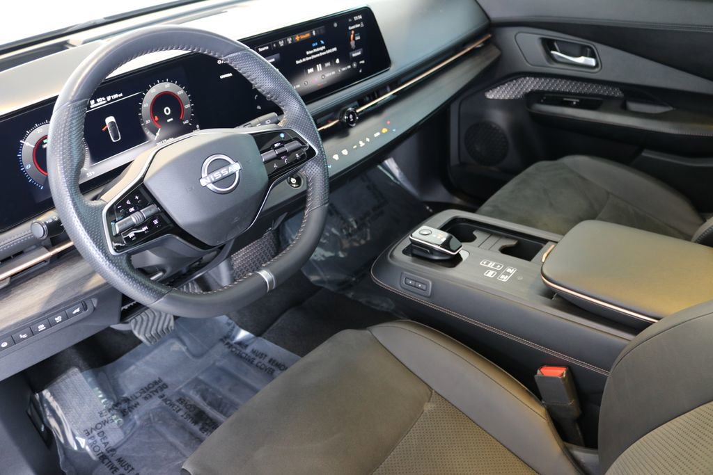 Used 2023 Nissan Ariya AWD image 20
