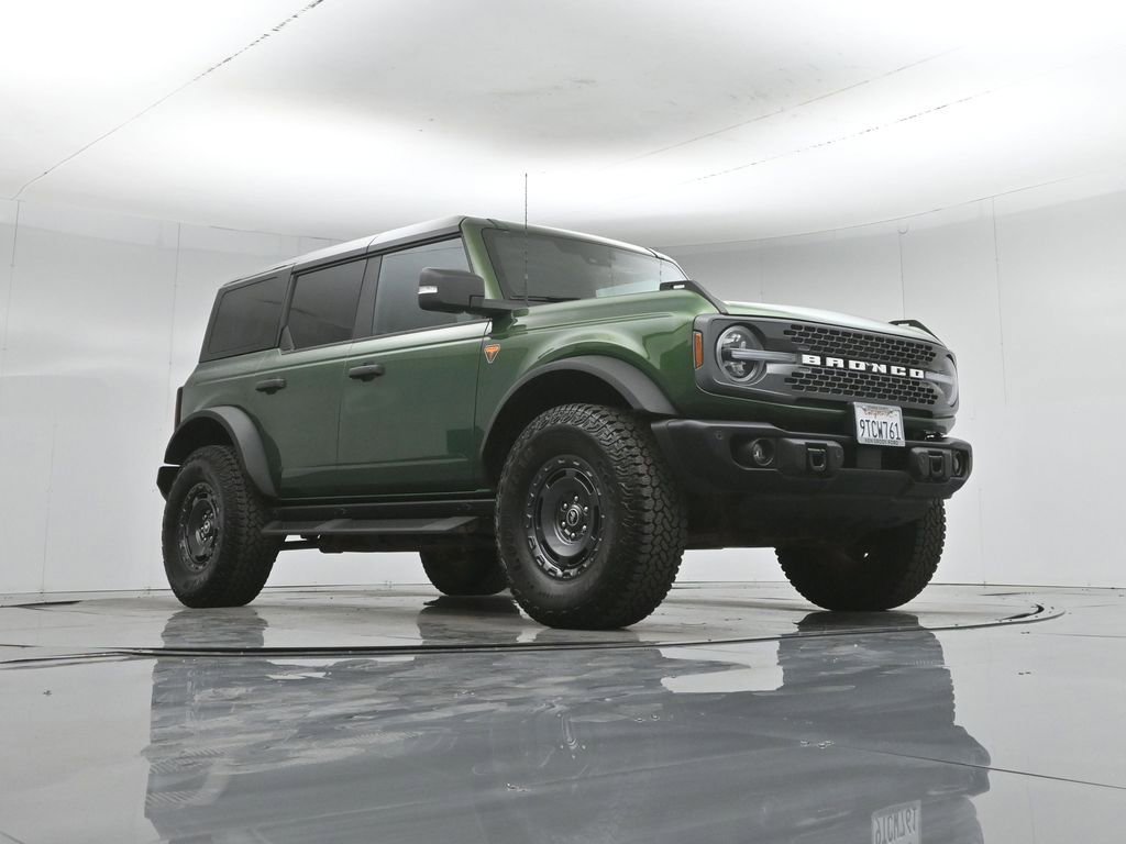 Certified 2025 Ford Bronco Badlands AWD/4WD image 48