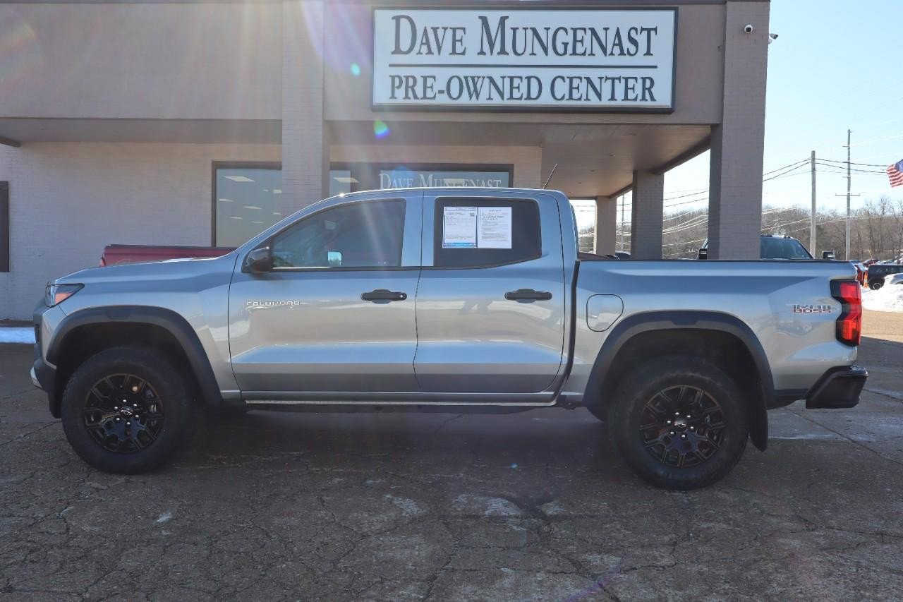 Used 2024 Chevrolet Colorado Trail Boss w/ Advanced Trailering Package image 2