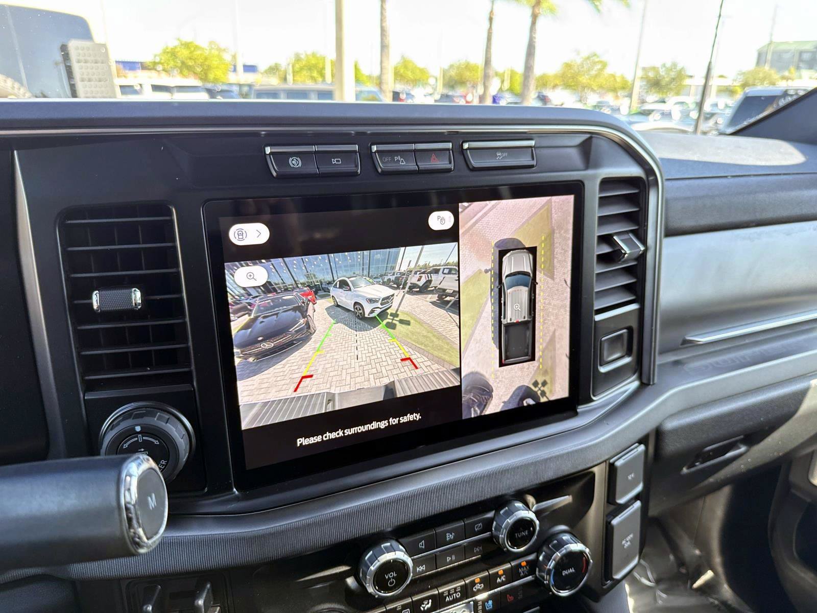 Used 2024 Ford F350 Platinum AWD/4WD image 26