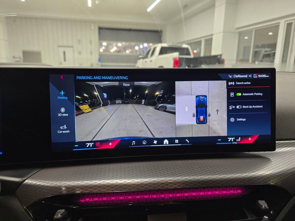 Used 2025 BMW M440i image 24