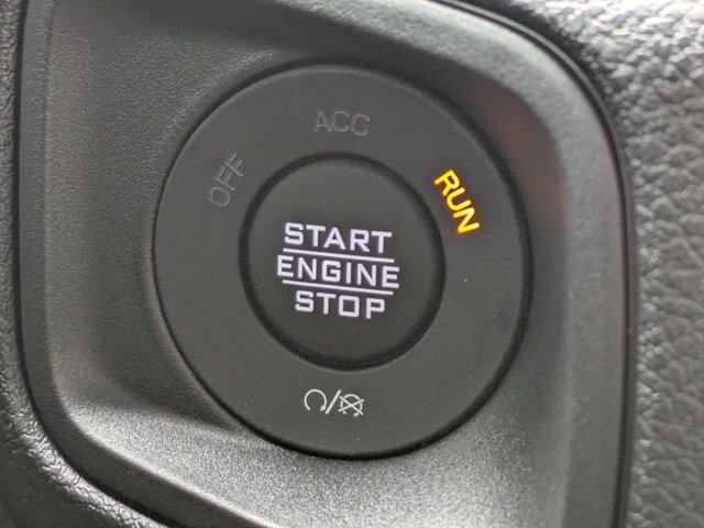 New 2025 Jeep Gladiator Sport image 24