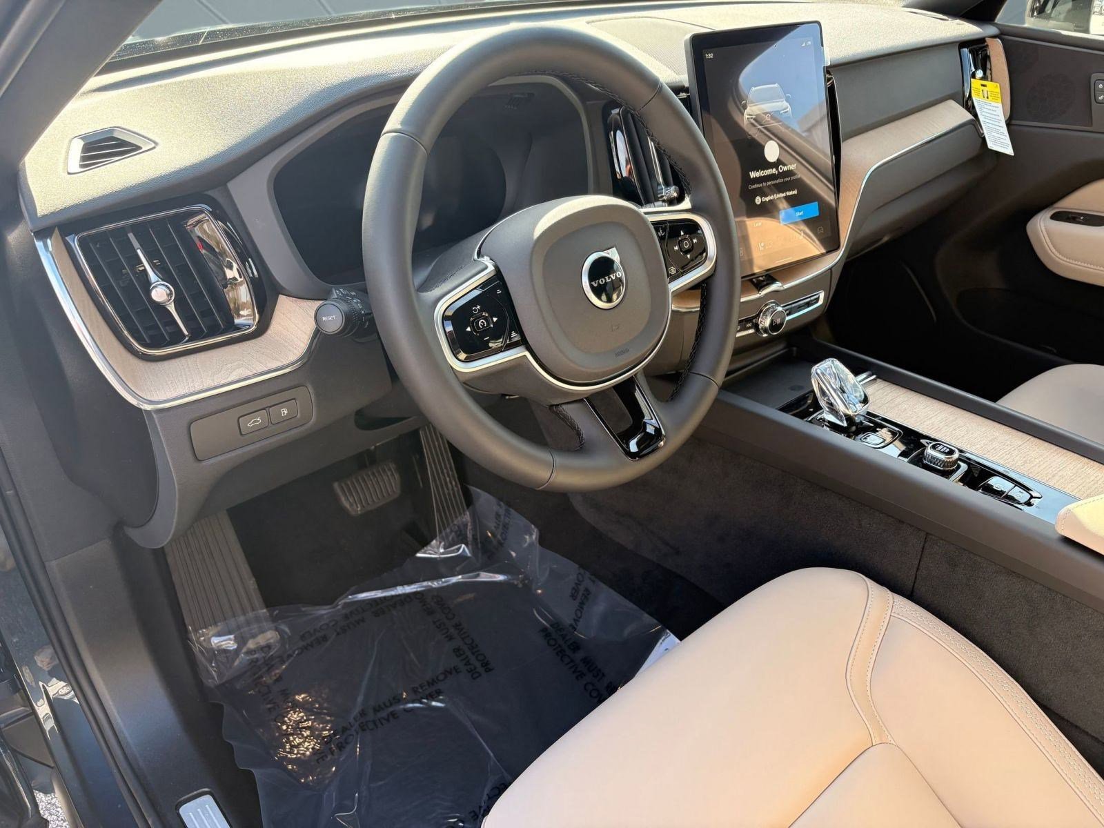 New 2026 Volvo XC60 T8 Plus w/ Climate Package image 4