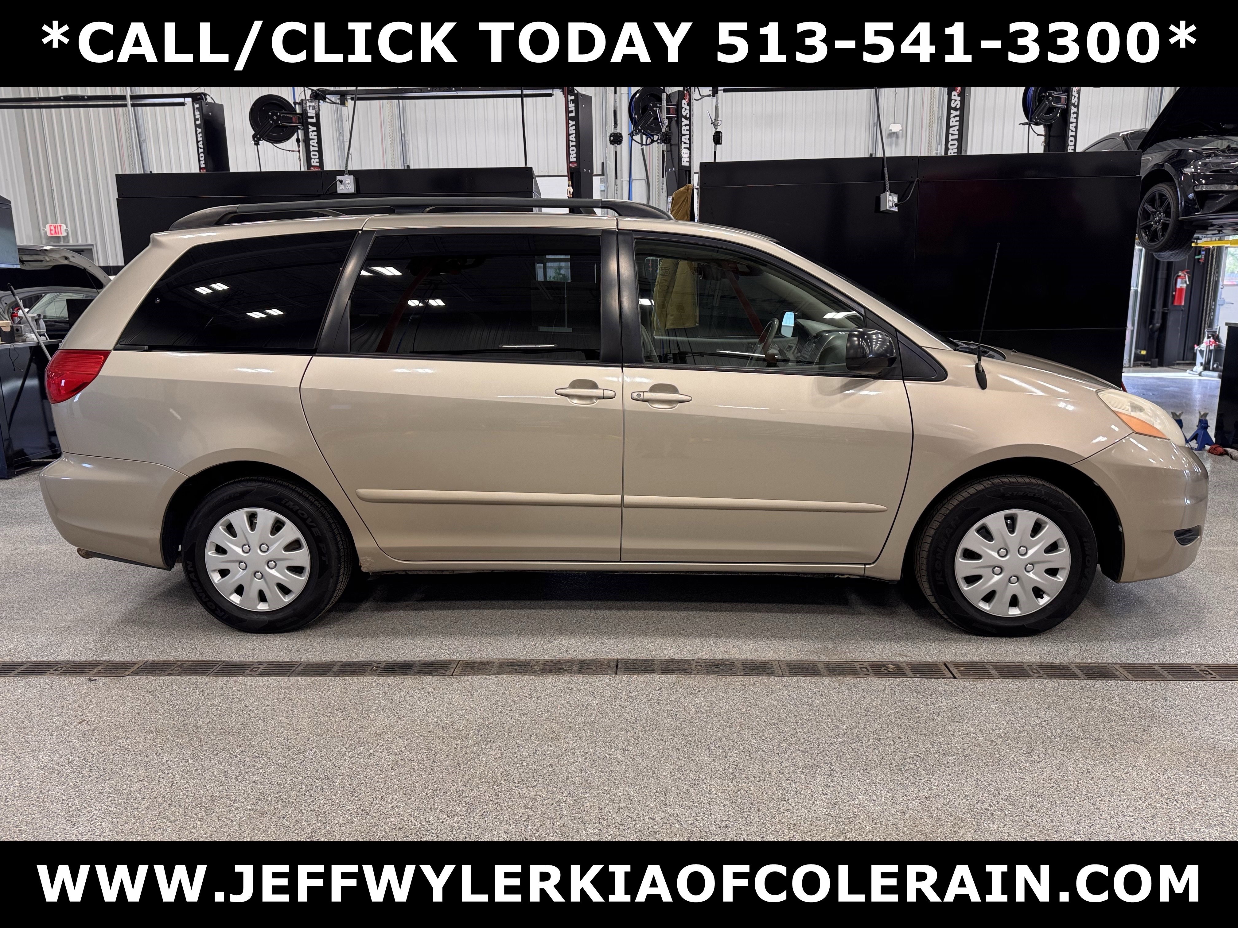 Used 2008 Toyota Sienna LE image 2