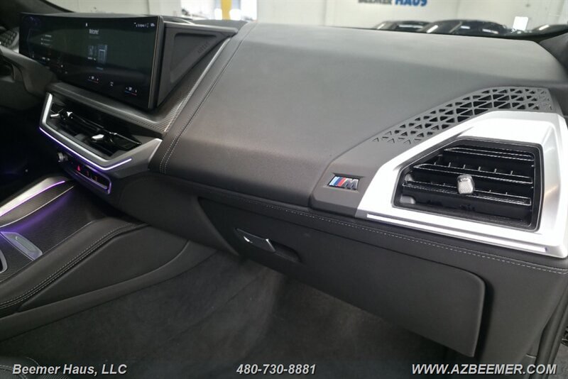 Used 2023 BMW XM AWD/4WD image 36