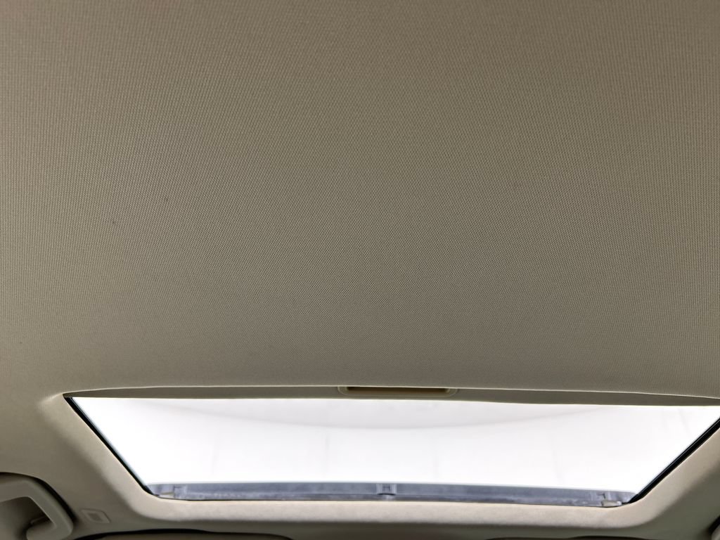 Used 2010 Ford Fusion SE FWD image 18