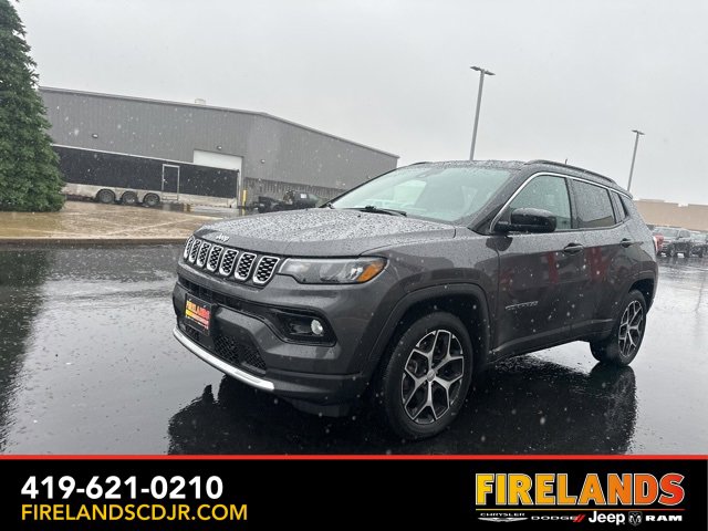 Used 2024 Jeep Compass Limited image 4
