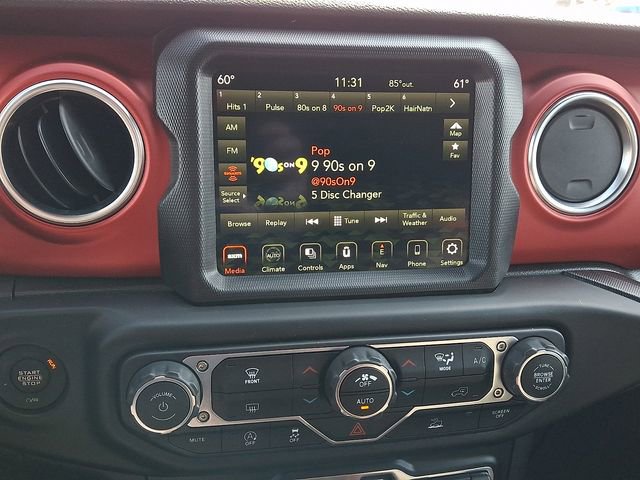 Used 2022 Jeep Wrangler Unlimited Rubicon image 2