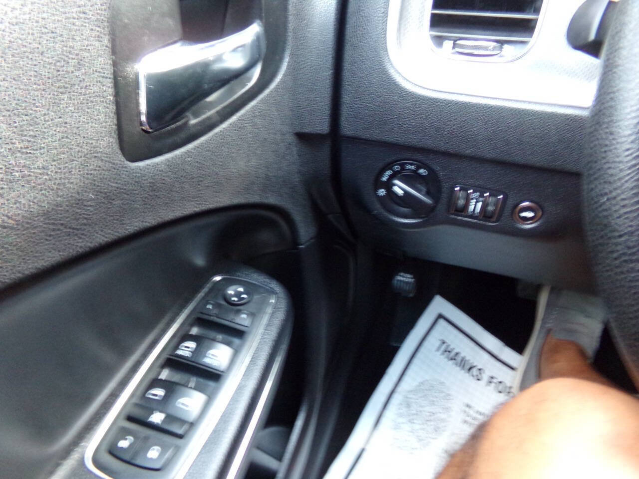 Used 2014 Dodge Charger SE RWD image 50