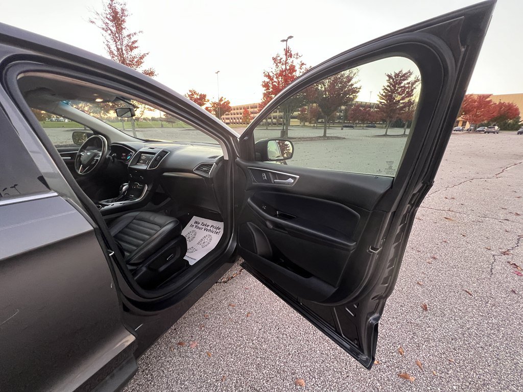Used 2015 Ford Edge SEL w/ Equipment Group 201A AWD/4WD image 10