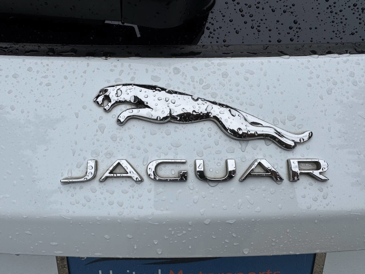 Used 2017 Jaguar F-PACE Prestige AWD/4WD image 11