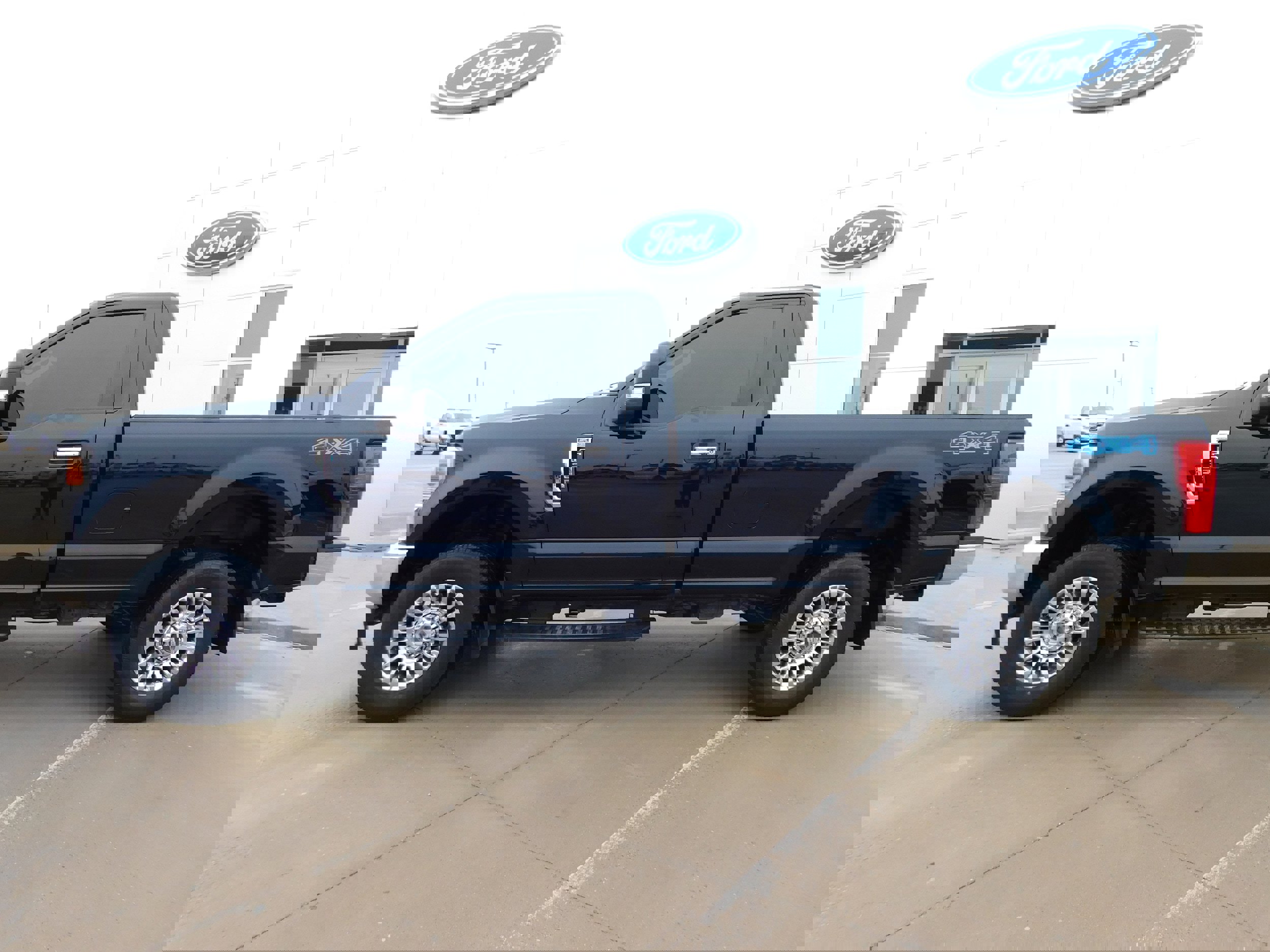 Used 2022 Ford F350 XL w/ STX Appearance Package image 2