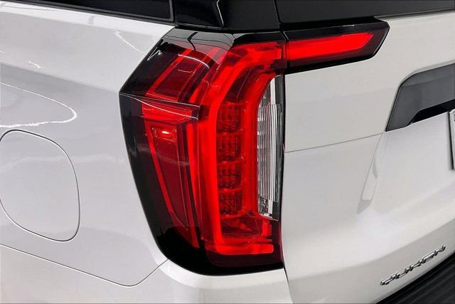 Used 2023 GMC Yukon Denali Ultimate AWD/4WD image 29