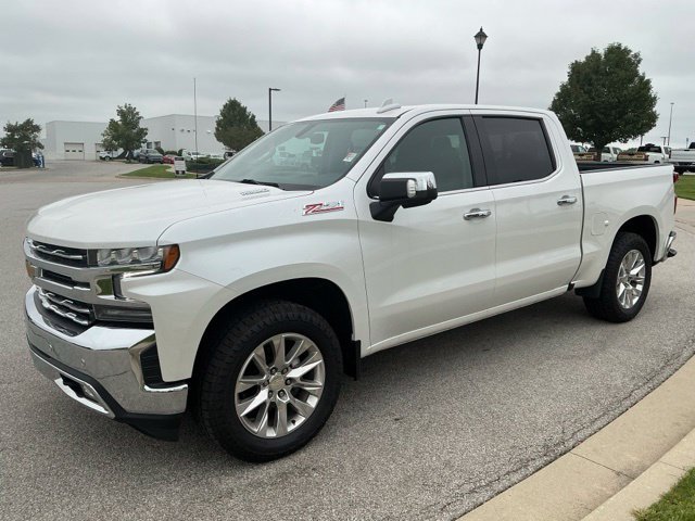 Used 2022 Chevrolet Silverado 1500 LTZ AWD/4WD image 3