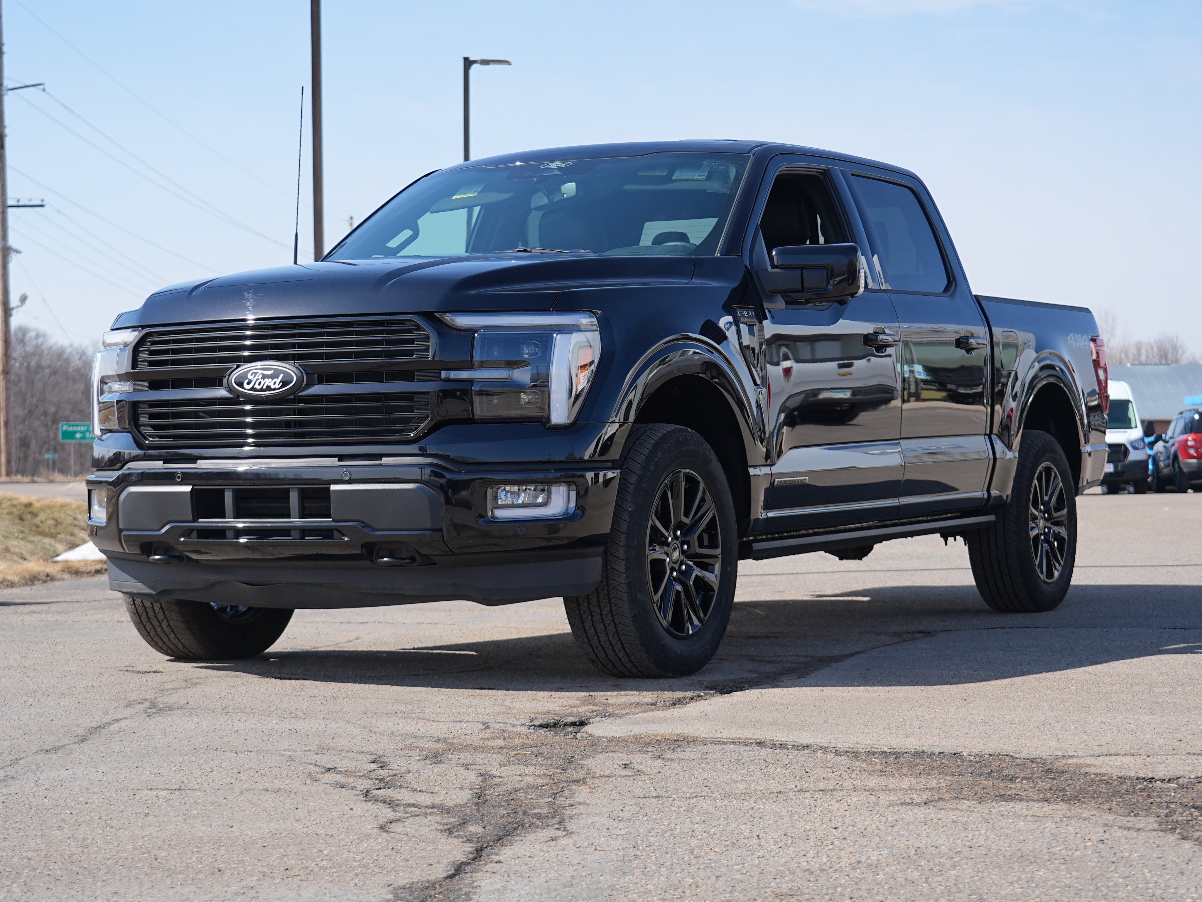 Used 2025 Ford F150 Platinum AWD/4WD image 8