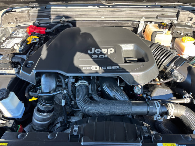 Used 2022 Jeep Wrangler Unlimited Sport AWD/4WD image 30