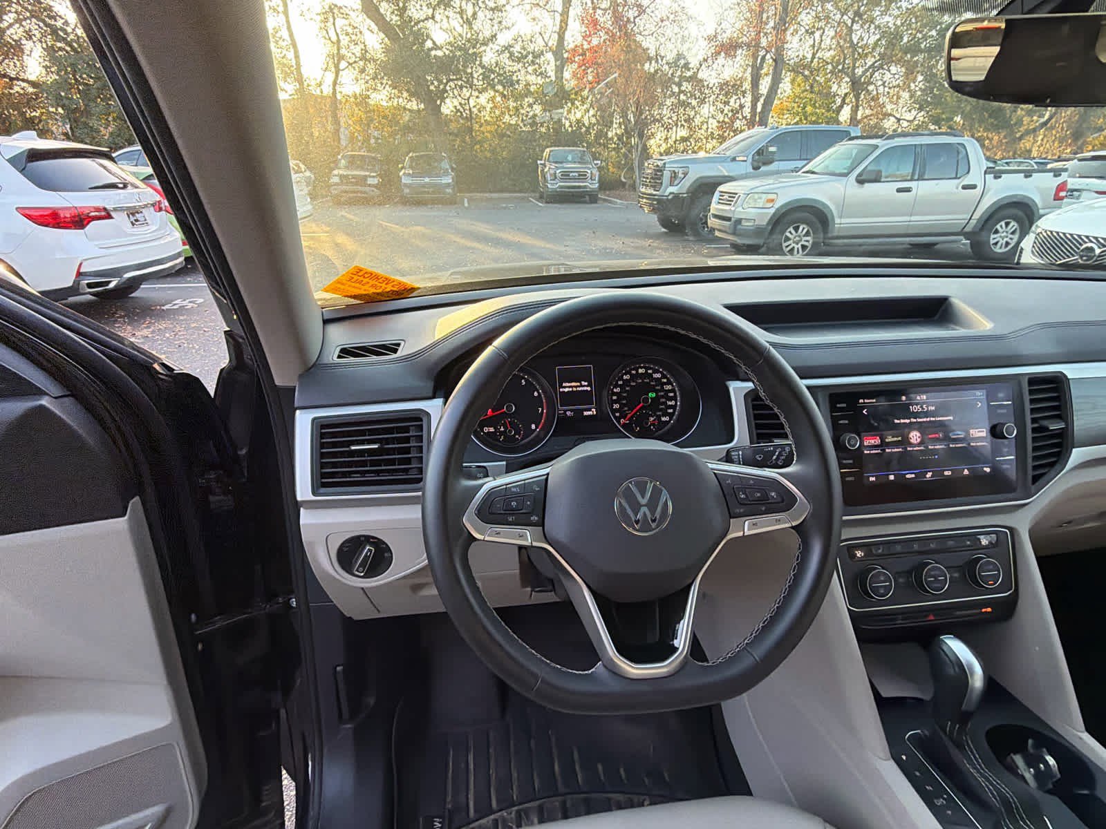 Used 2021 Volkswagen Atlas SE image 25