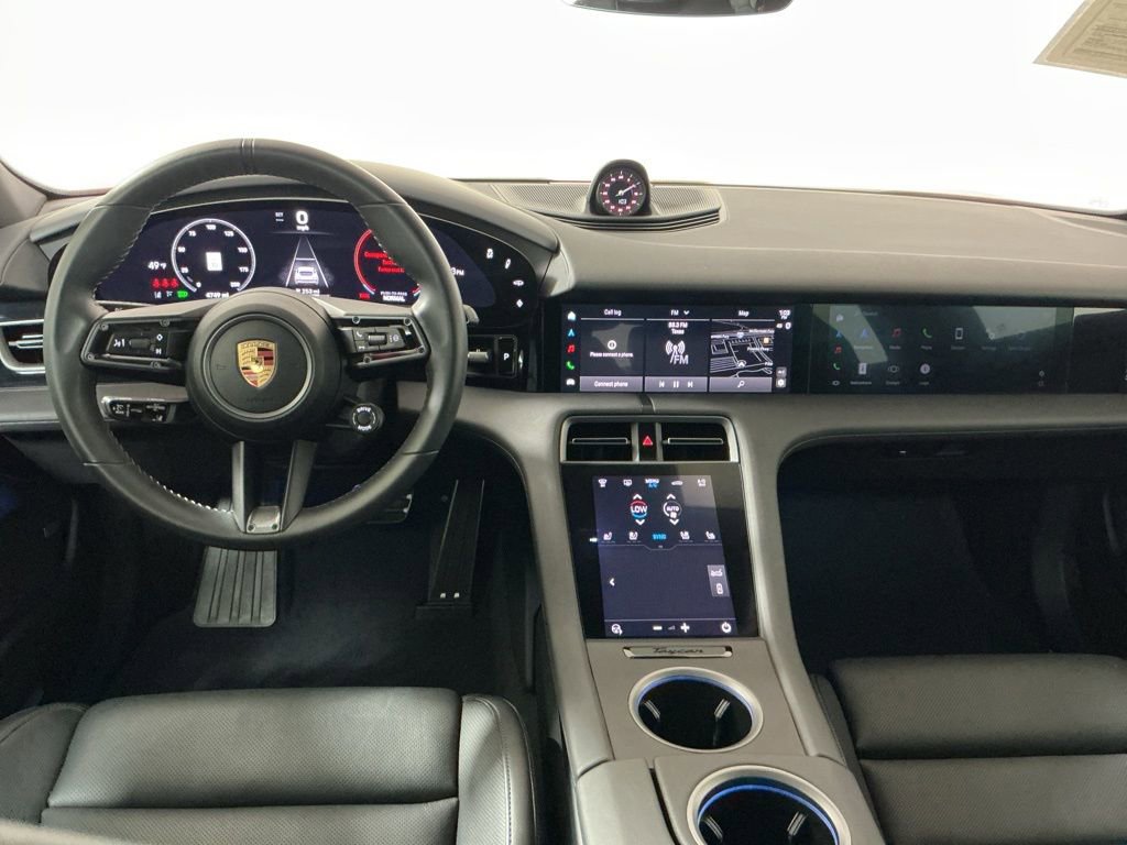 Used 2025 Porsche Taycan 4S image 9