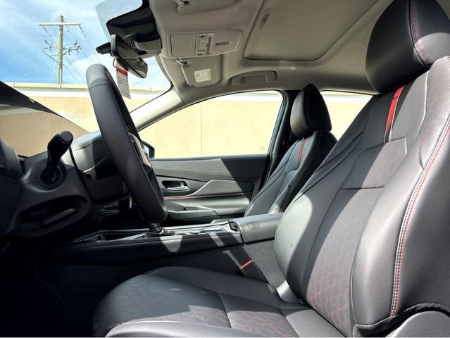 New 2026 Nissan Sentra SR w/ SR Premium Package FWD image 12