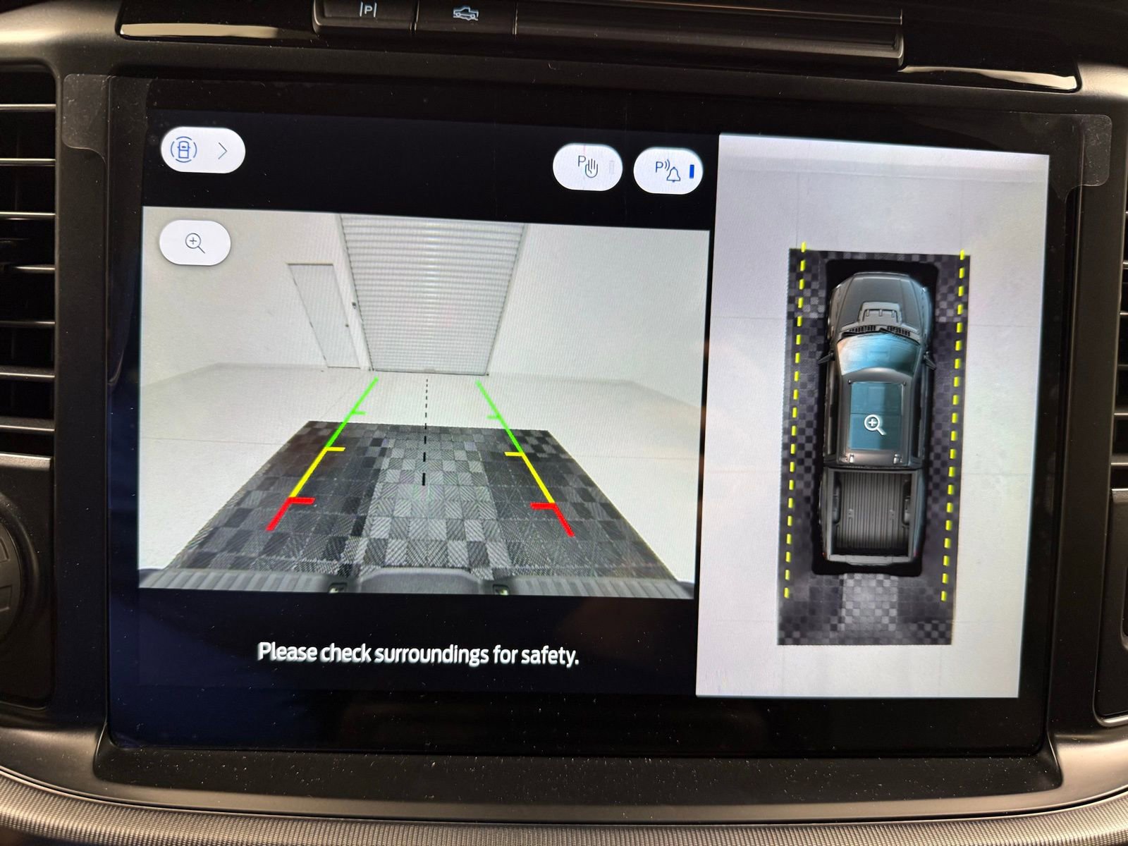 Used 2025 Ford F150 Raptor AWD/4WD image 23