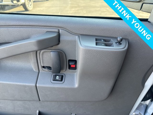 New 2025 Chevrolet Express 2500 w/ Enhanced Convenience Package image 16