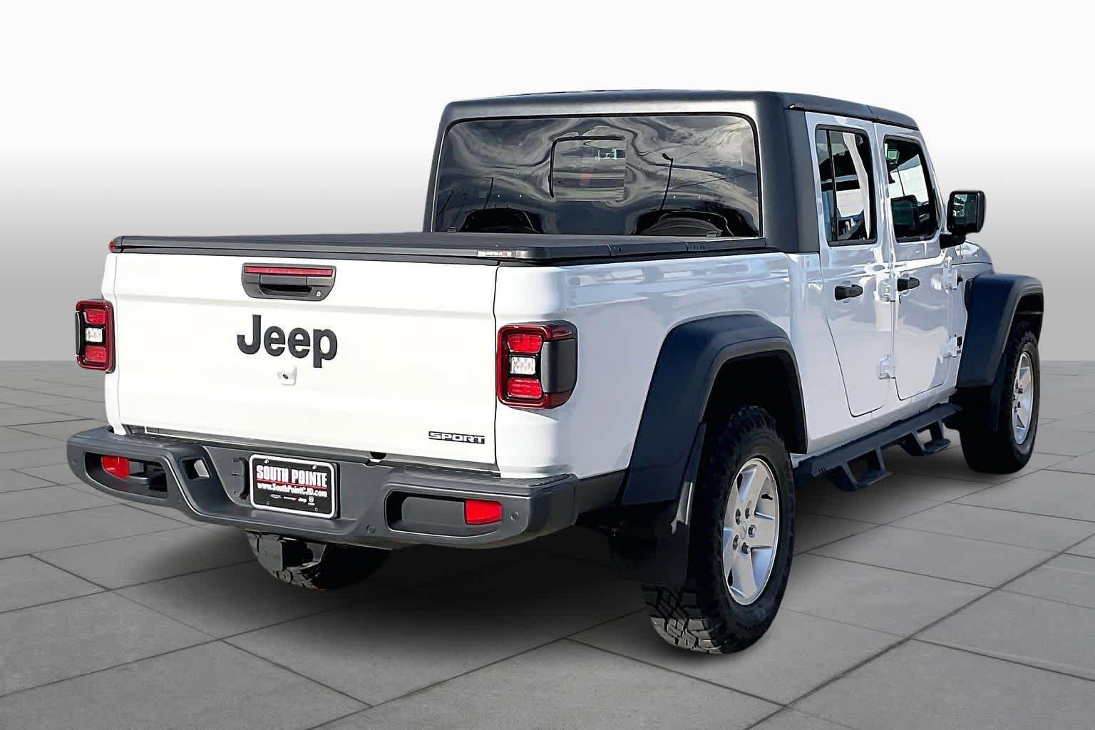 Used 2020 Jeep Gladiator Sport w/ Quick Order Package 24S image 13