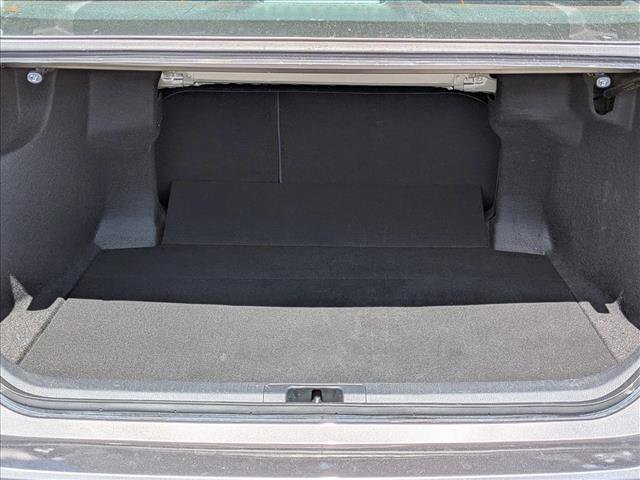 Used 2022 Toyota Camry LE image 6