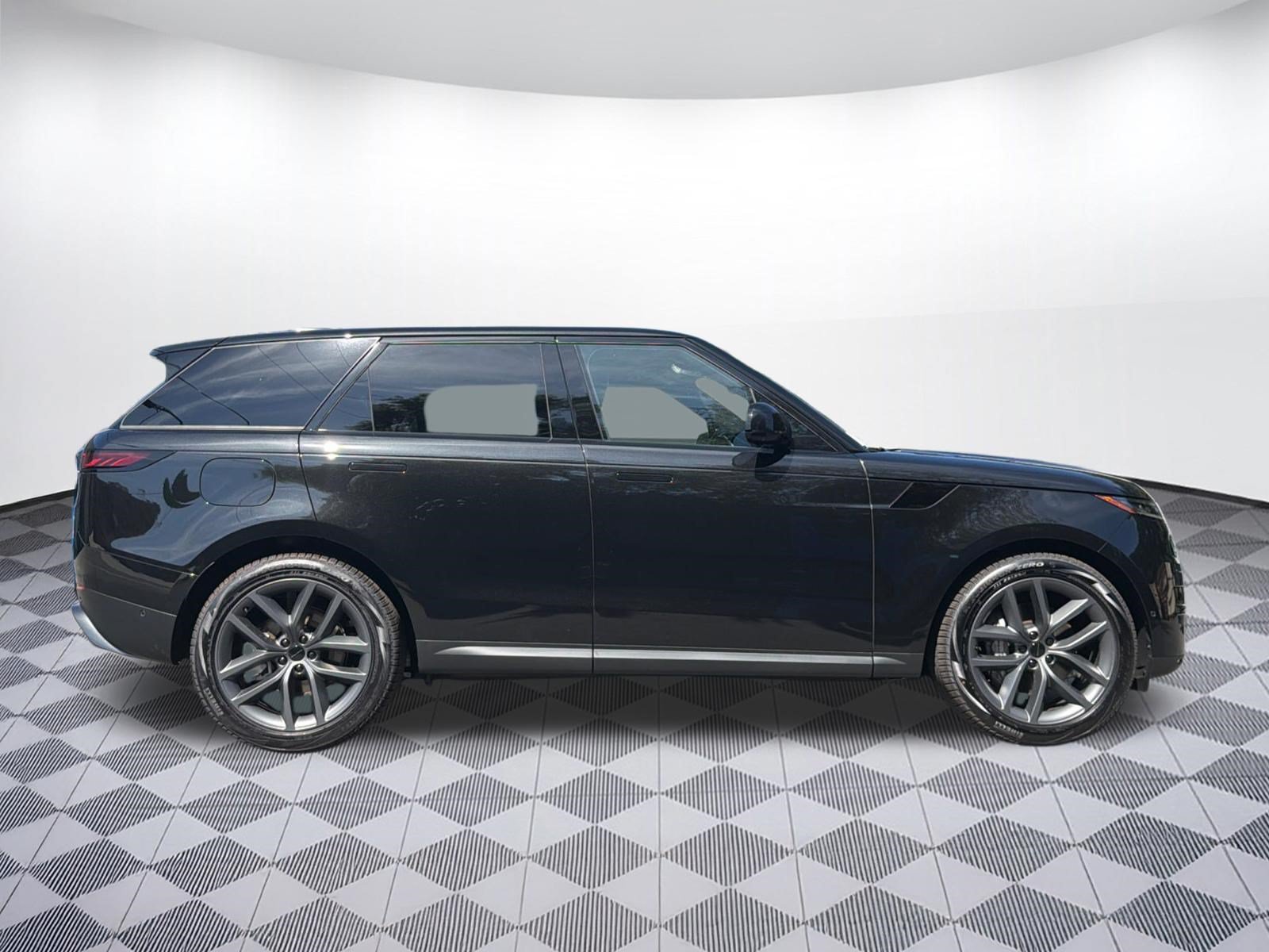 New 2027 Land Rover Range Rover Sport SE AWD/4WD image 8