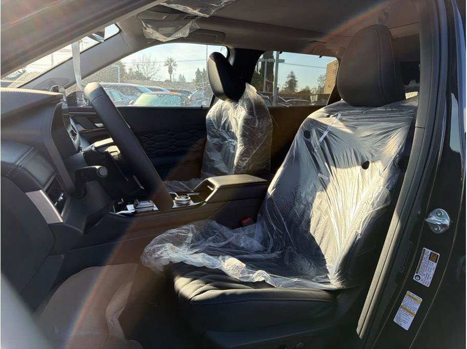 New 2026 Mitsubishi Outlander SEL Black Edition image 13