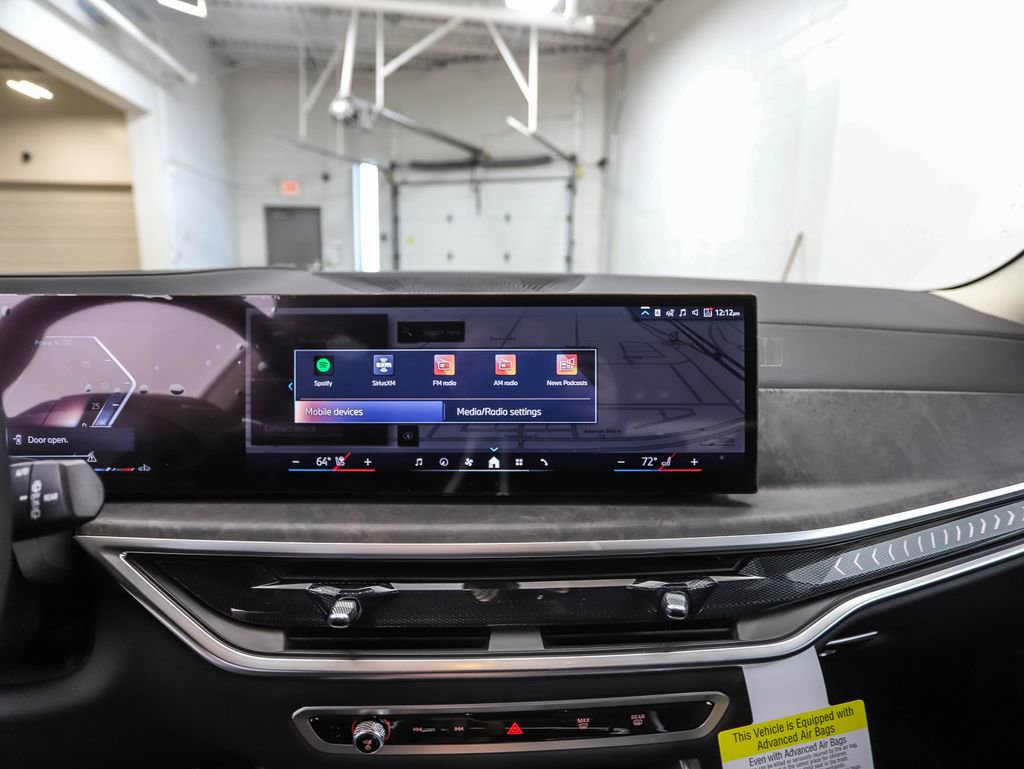 Used 2025 BMW X7 xDrive40i image 16