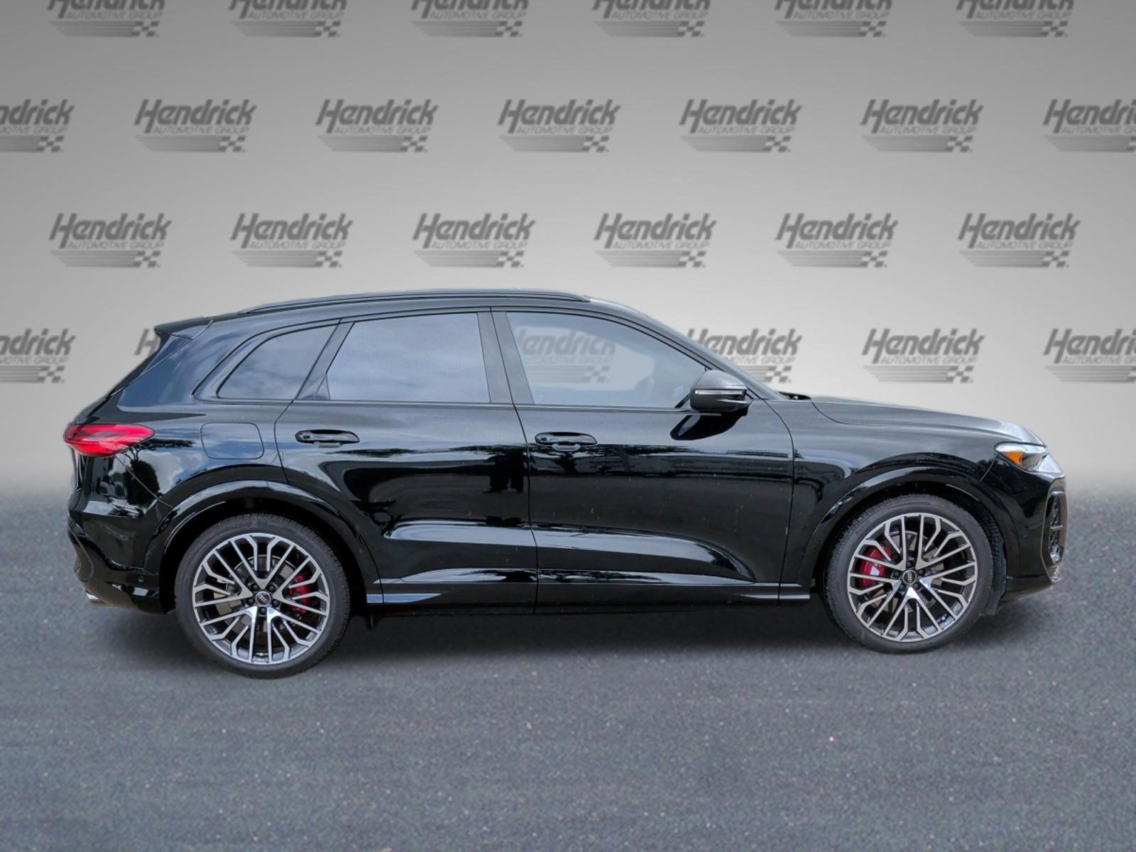 Used 2025 Audi SQ5 Premium Plus AWD/4WD image 11