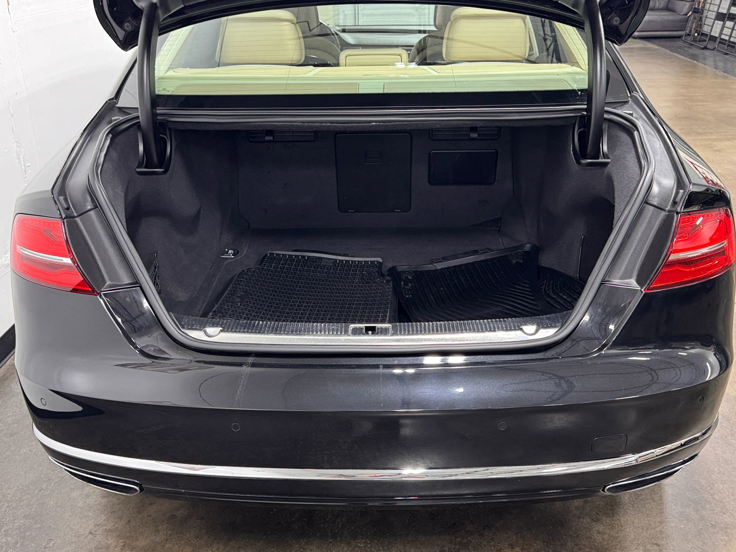 Used 2016 Audi A8 L 3.0T image 6