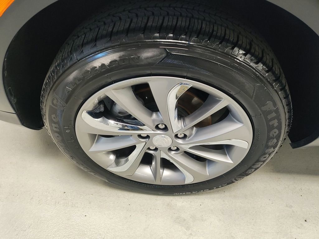 Used 2022 Buick Encore GX Essence w/ Experience Buick Package image 20