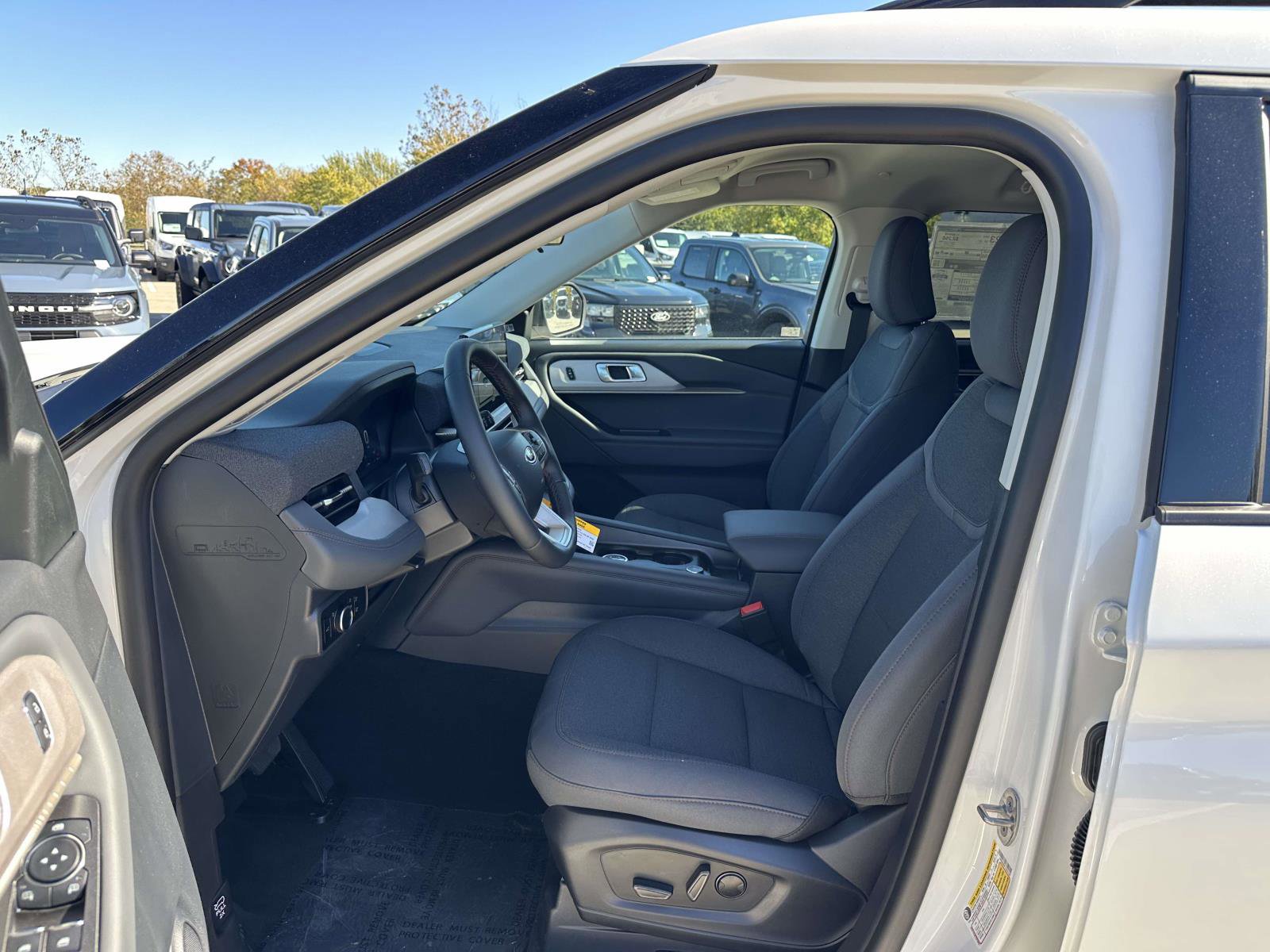 New 2026 Ford Explorer Active image 14