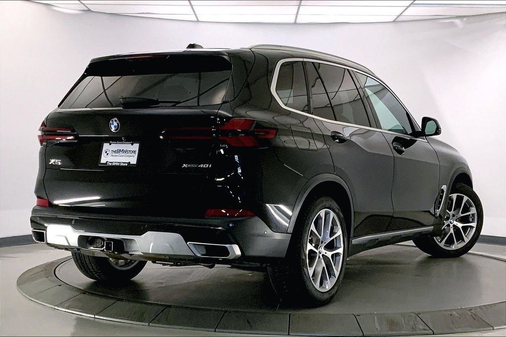 Used 2024 BMW X5 xDrive40i AWD/4WD image 12