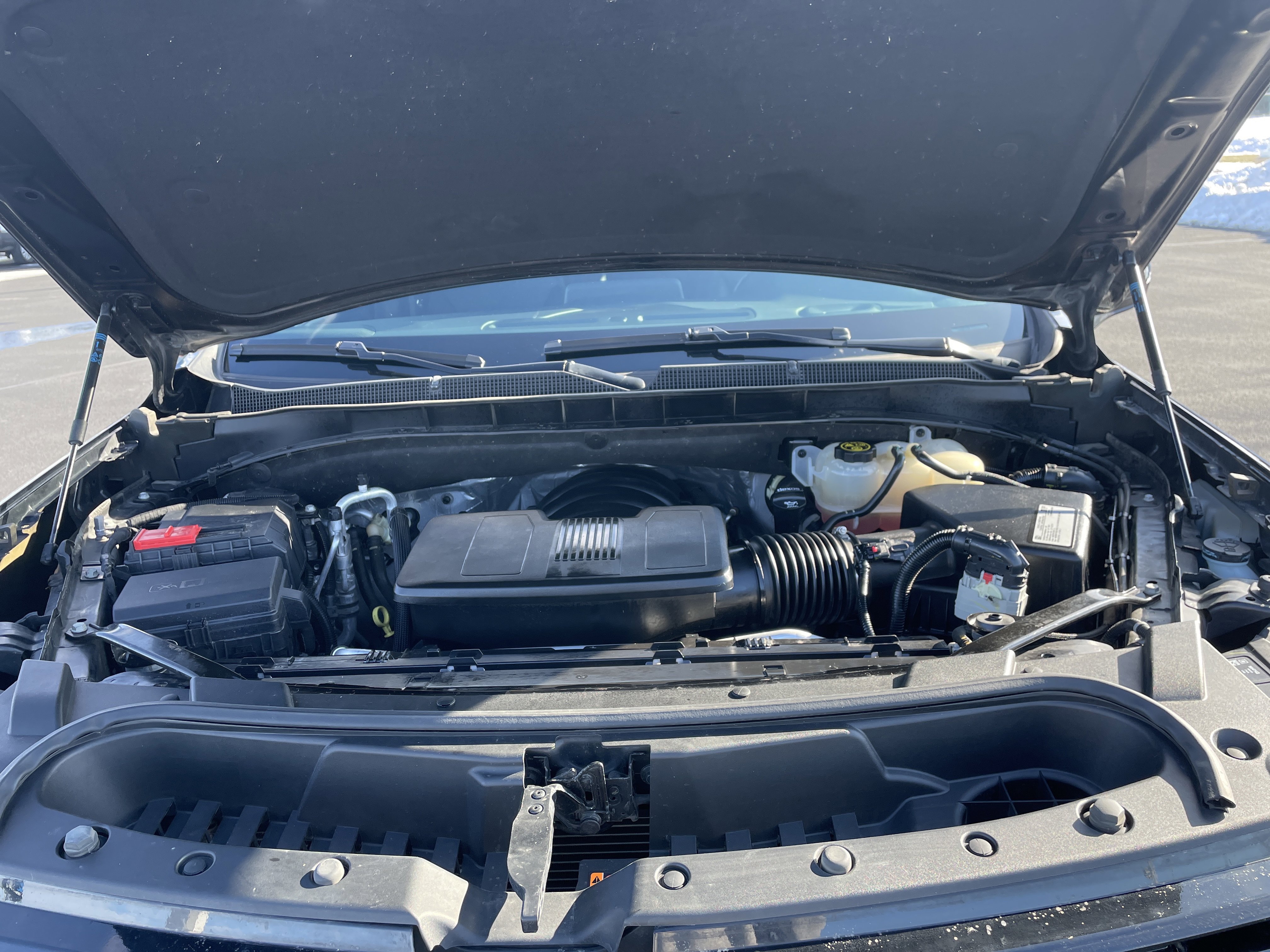 Used 2021 Chevrolet Tahoe Z71 w/ Luxury Package image 27