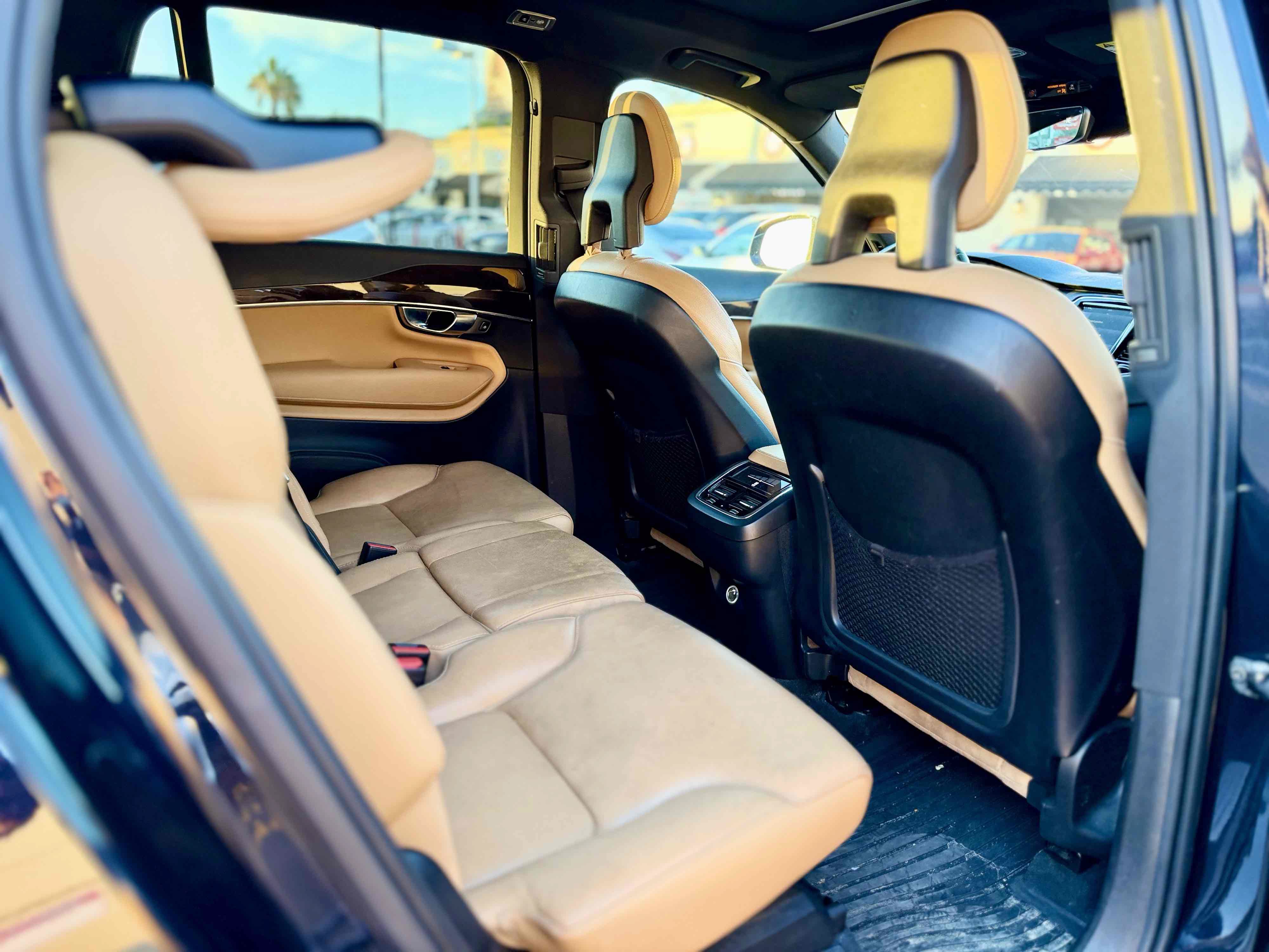 Used 2017 Volvo XC90 T6 Momentum w/ Vision Package AWD/4WD image 22