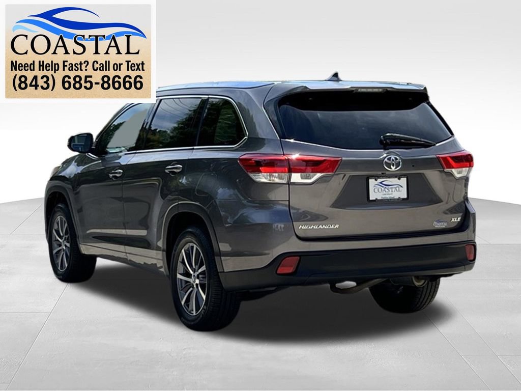 Used 2017 Toyota Highlander XLE FWD image 15