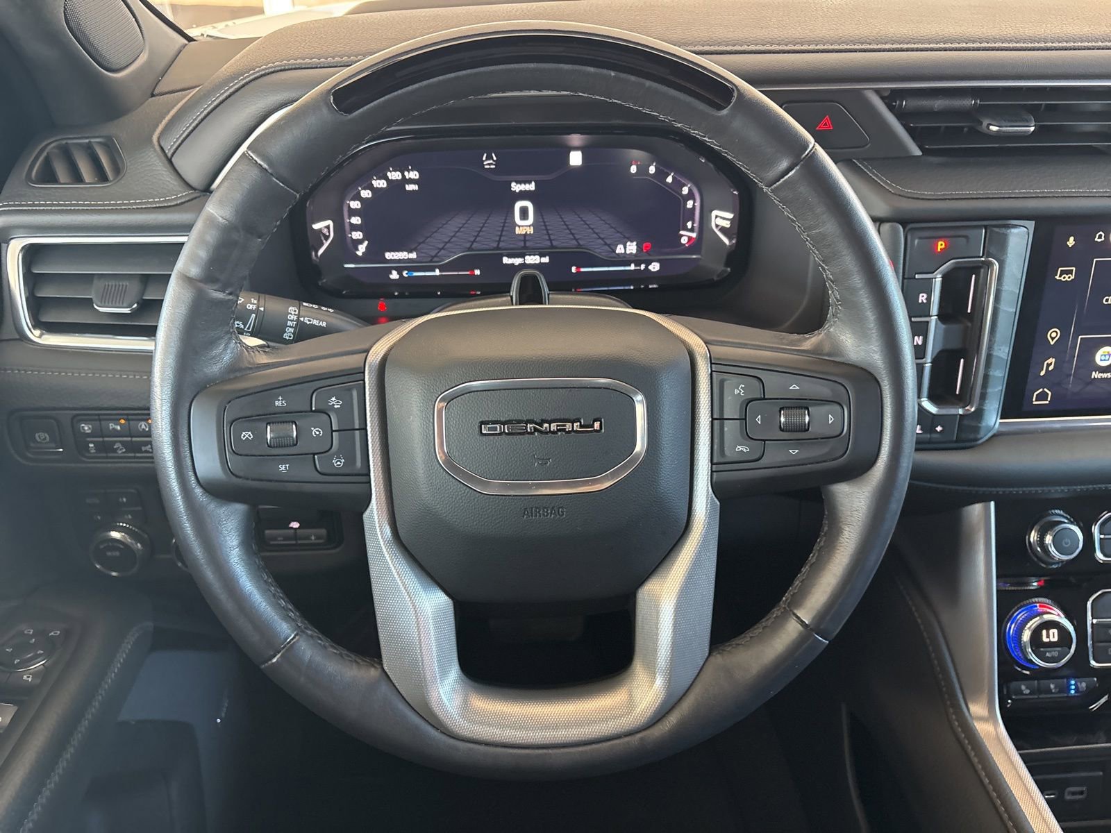 Certified 2023 GMC Yukon XL Denali w/ Advanced Technology Package image 35