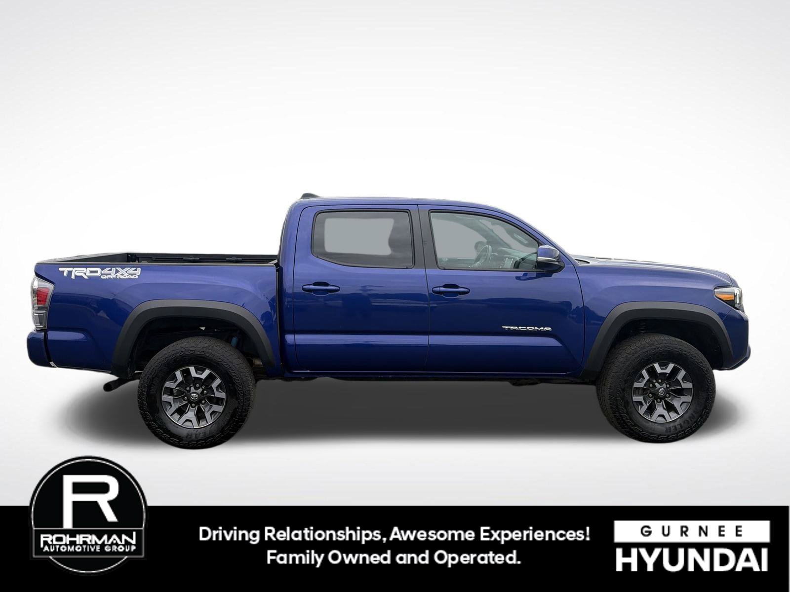 Used 2023 Toyota Tacoma TRD Off-Road w/ TRD Premium Off Road Package AWD/4WD image 11