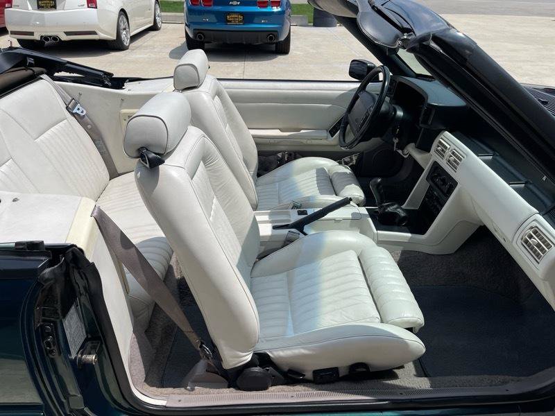Used 1990 Ford Mustang LX RWD image 38