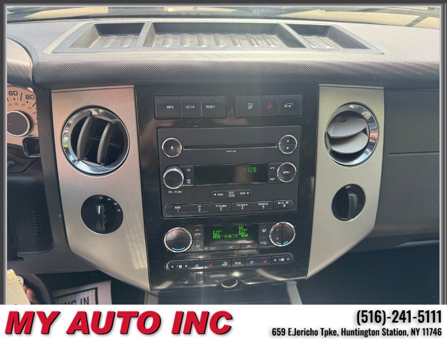 Used 2012 Ford Expedition Limited AWD/4WD image 14