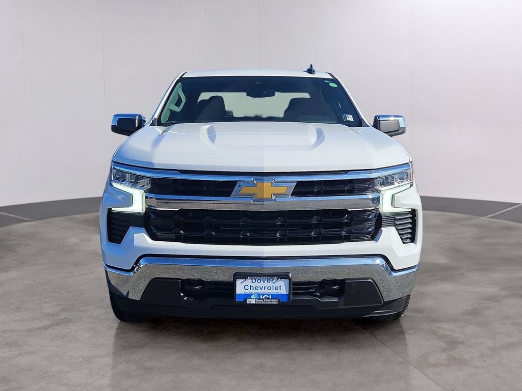 Used 2023 Chevrolet Silverado 1500 LT AWD/4WD image 2