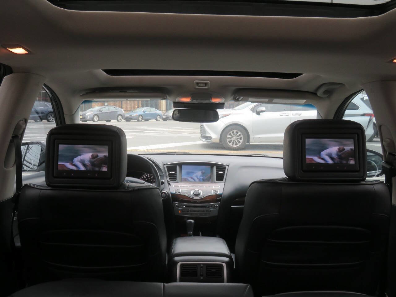 Used 2014 INFINITI QX60 AWD w/ Deluxe Touring Package image 30