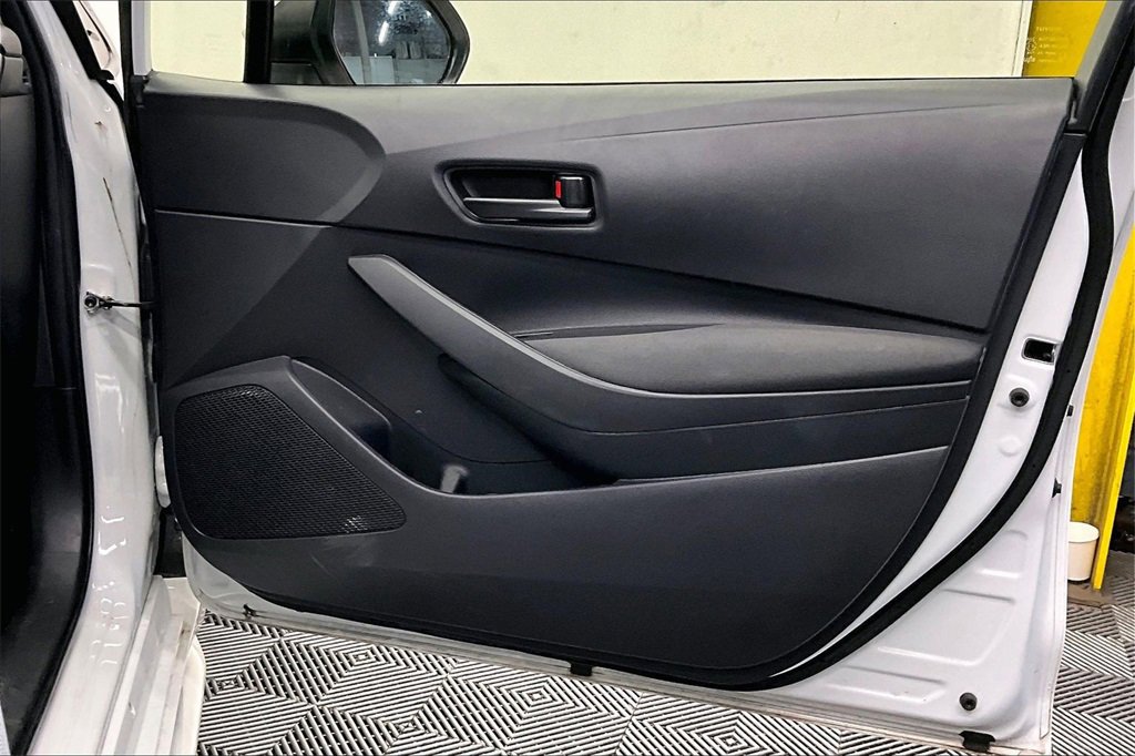 Used 2023 Toyota Corolla LE image 25