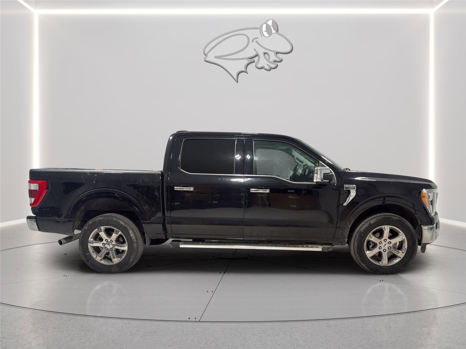 Used 2022 Ford F150 Lariat w/ Max Trailer Tow Package AWD/4WD image 7